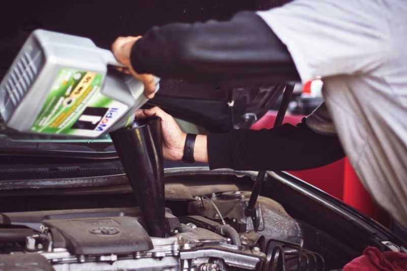 ¿Qué pasa si no le cambio el aceite al coche?