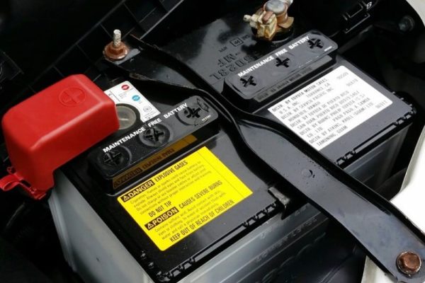 Como cargar la batería del coche
